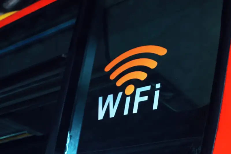 חוקרים מזהים אנשים דרך נתבי Wi-Fi רגילים בדיוק של 99.5%!